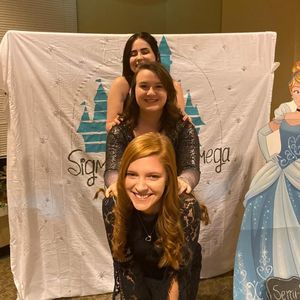 Meet your Posher, Kaitlyn